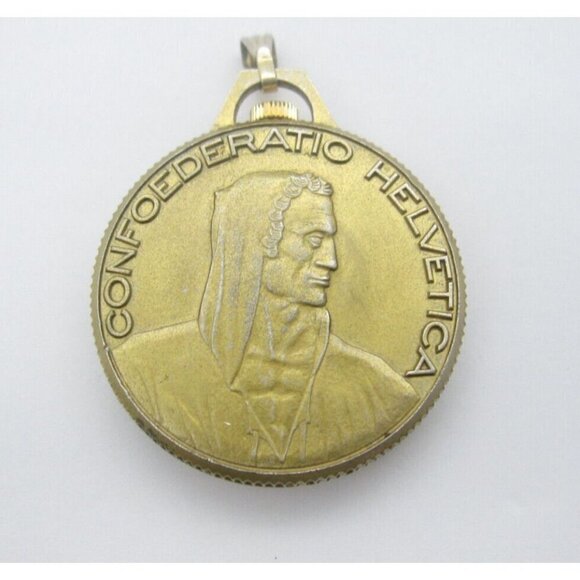 Vtg Women's Sheffield Swiss Hand Wind Analog 37mm Dial Causal Round Watch (E910) - Picture 1 of 7